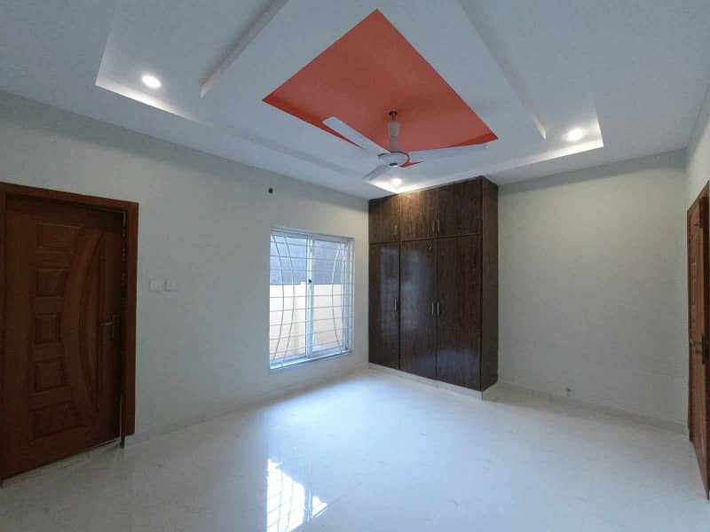 5 Marla Ground Portion For Rent in Gulraiz With All Facilites 10