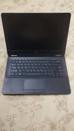 DELL Laptop Latitude E7270 i5 6th Gen 8GB / 256GB