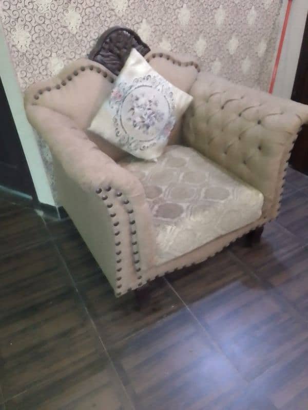 Royal Sofa 7 Seater A one condition 3