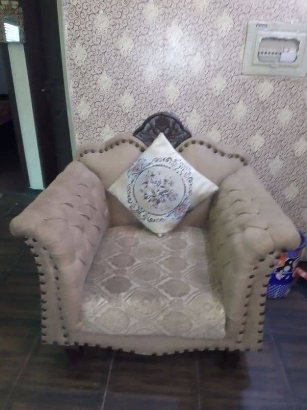 Royal Sofa 7 Seater A one condition 5