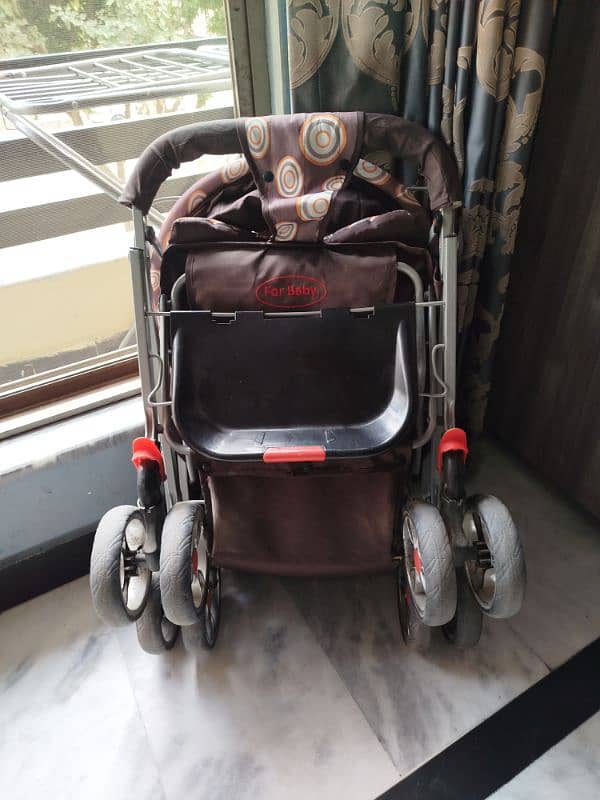 baby pram for sale like new 0