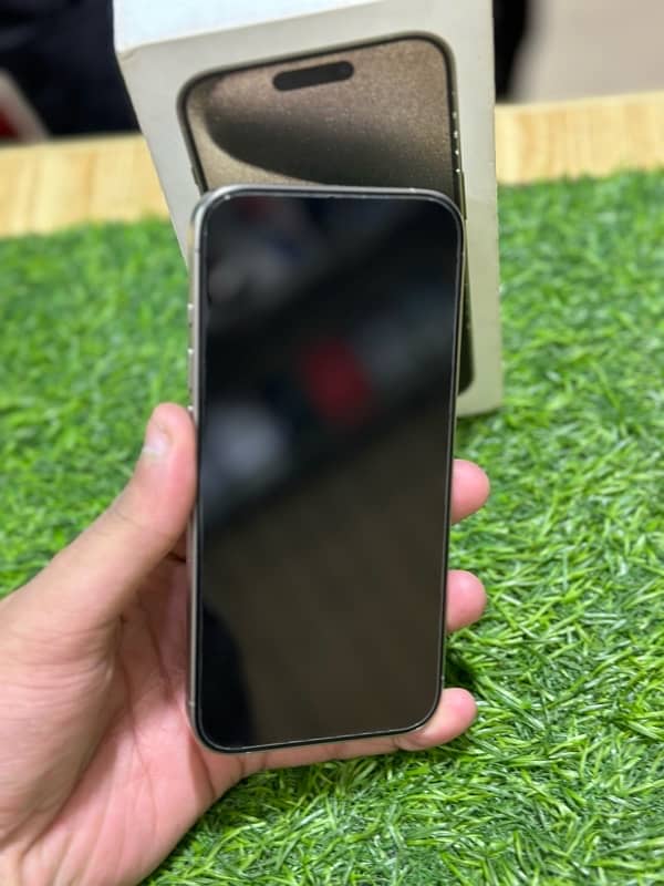 IPhone 15 pro 128 Gb PTA Approved 5