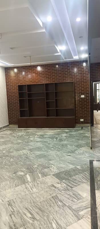 1 Kanal House For Office Is Available 5