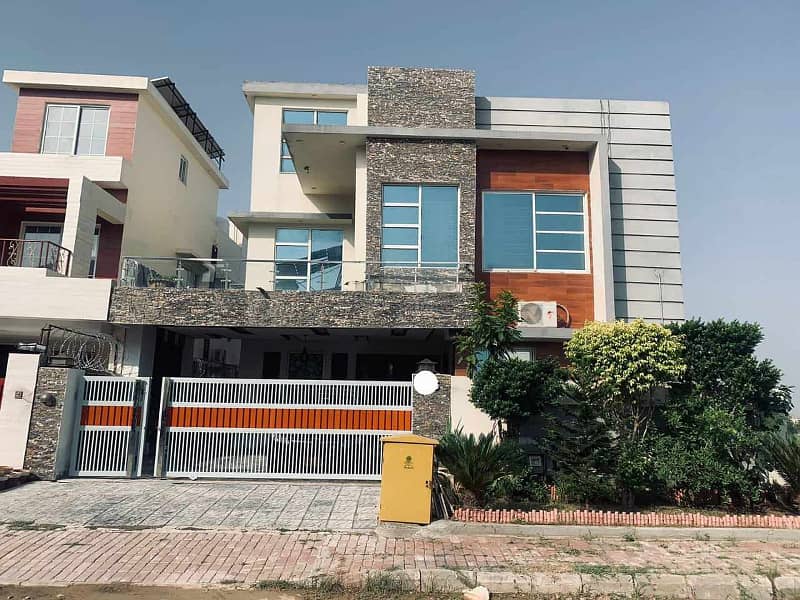 2 Bed Ground Portion Available for Rent in Gulraiz 17