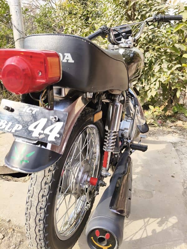 Honda 125 2021 model first onwer  contact number 03149307118 6