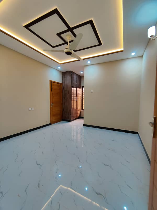 Kanal Ground Portion Available. For Rent in G-15 Islamabad. 5