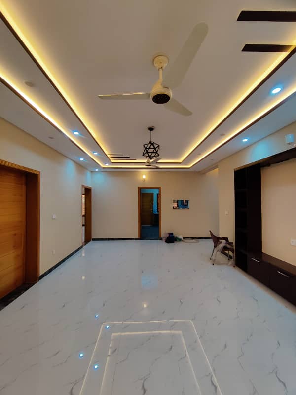 Kanal Ground Portion Available. For Rent in G-15 Islamabad. 8