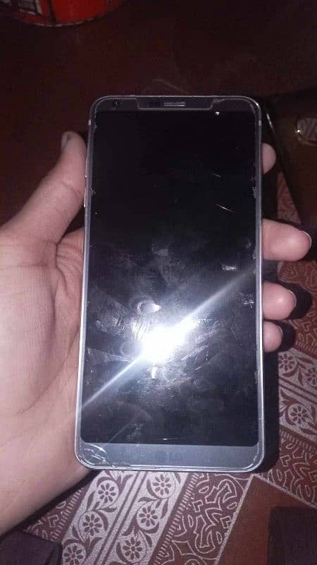 LG G6 MOBILE NON PTA GALAS CARACK RS 12000 4