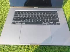 MacBook pro 2119(16inch) i7 16/512