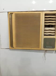 Good condition window AC for sale