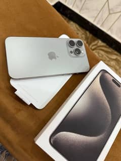 Apple iPhone 15 Pro Max 256GB LLA, NON PTA, Natural Titanium, 10/10