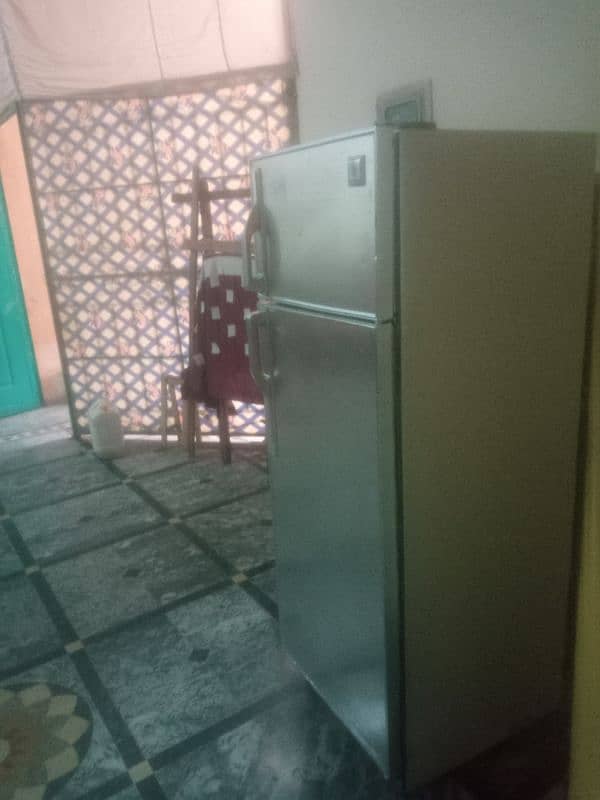 dawlince fridge midym saize good work 03135100145 5