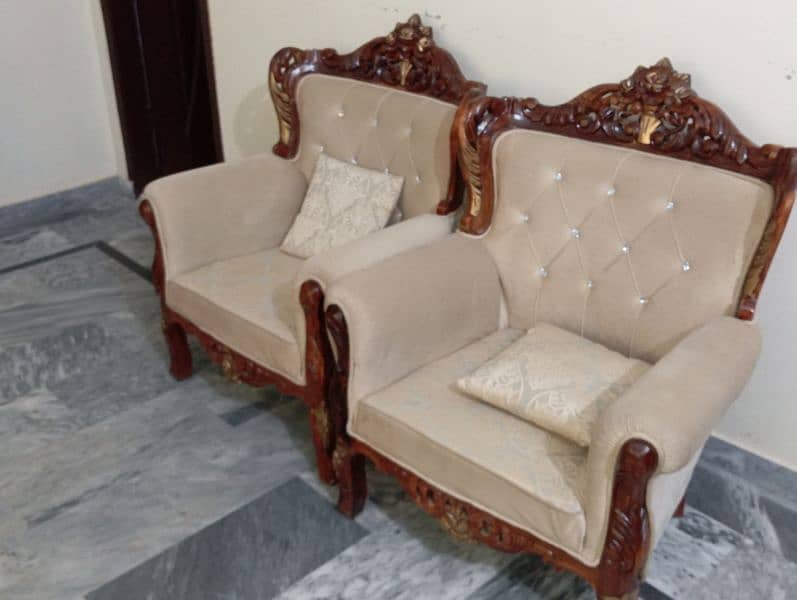 Sofa set 5 seater 3