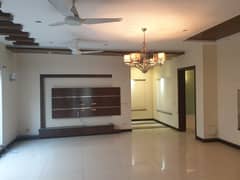 1 KANAL MODREN DOUBLE UNIT HOUSE IN DHA PHASE 5 LAHORE