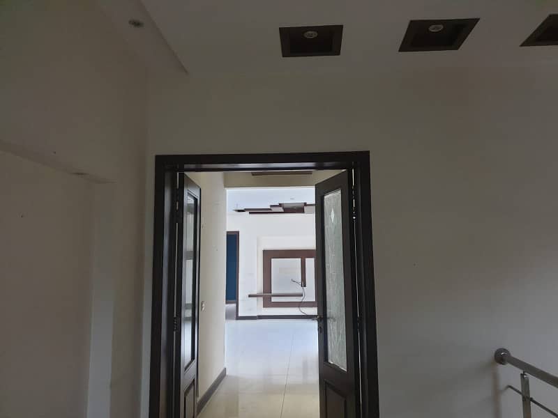 1 KANAL MODREN DOUBLE UNIT HOUSE IN DHA PHASE 5 LAHORE 8