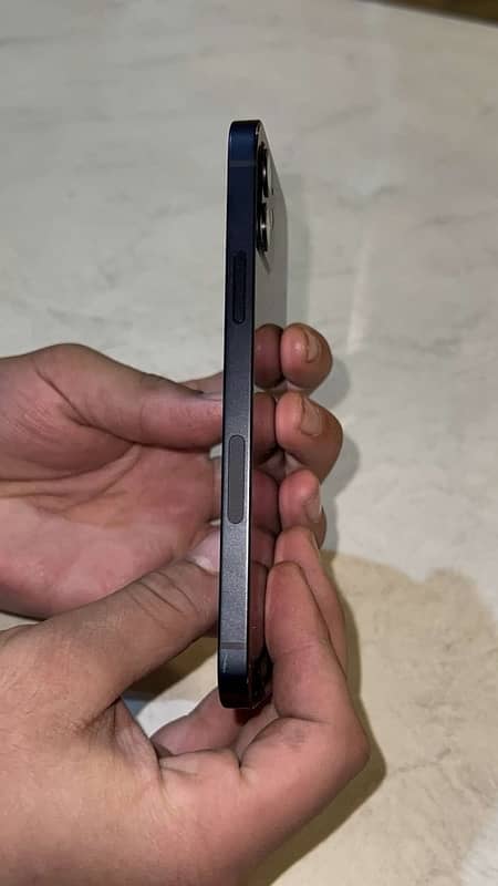 Iphone 12 64gb (JV) 4