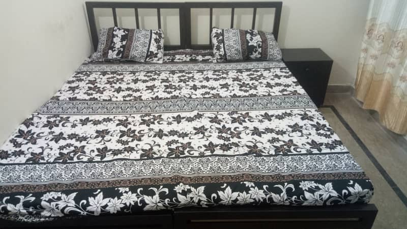 Fully independent and furnished single bed Flat in Model Town Lahore Rent 32000 7