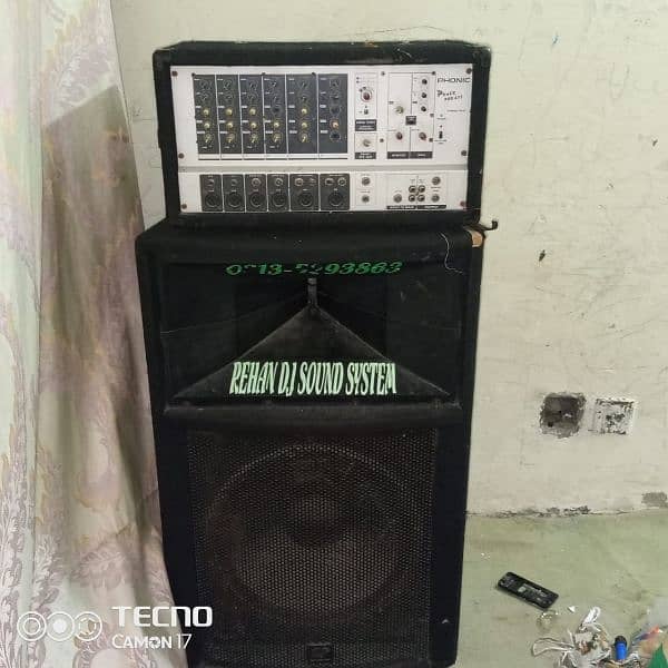 Sound system 2 speaker and controlar 4