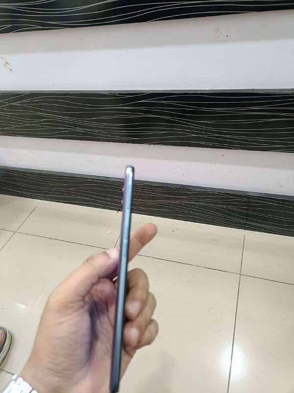 oppo f17 pro 1