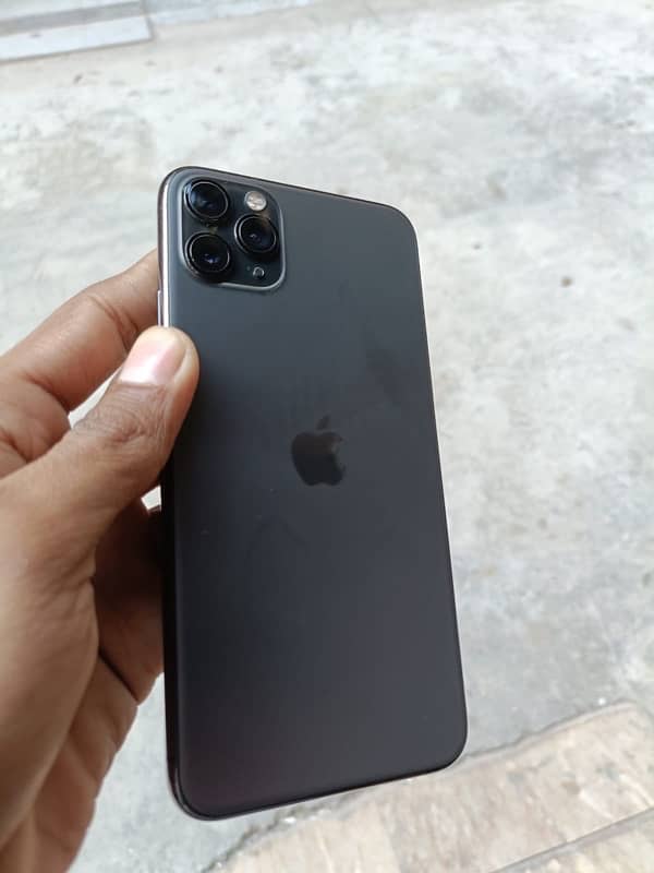 iPhone 11 Pro Max Dual PTA approved my Whatpp 03274672074 1