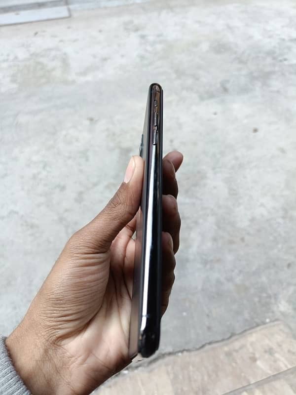 iPhone 11 Pro Max Dual PTA approved my Whatpp 03274672074 6