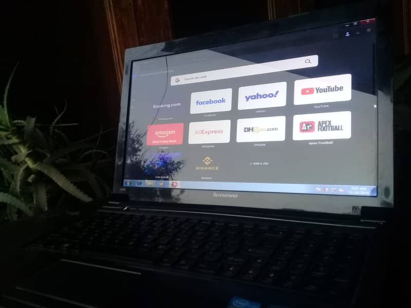 LENOVO LAPTOP FOR SALE. . . 5