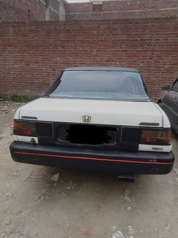 Honda Accord 1986 4