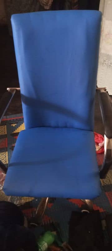 new poshesh heavy chairs total 16 chairs 1