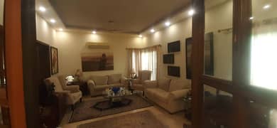 1 Kanal Double Unit Very Well Maintained House Available For Sale In DHA Lahore