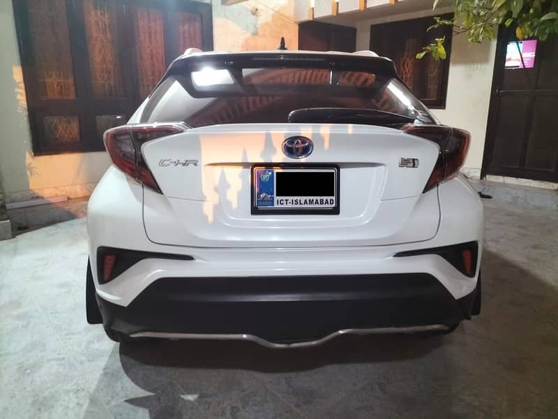 TOYOTA CHR 2017 G LED NEW SHAPE 1