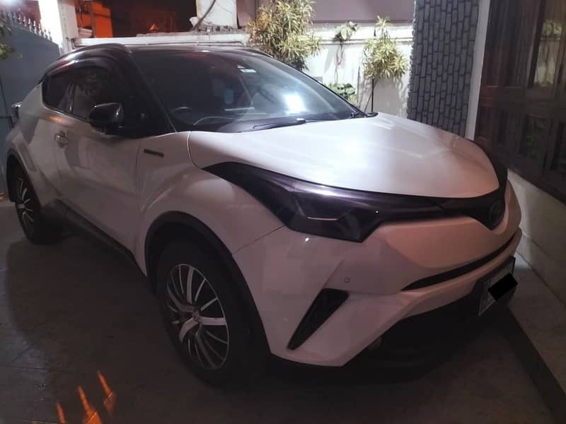 TOYOTA CHR 2017 G LED NEW SHAPE 9