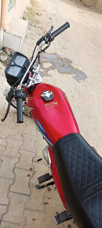 Honda 125 2024 model num ni laga hua 3