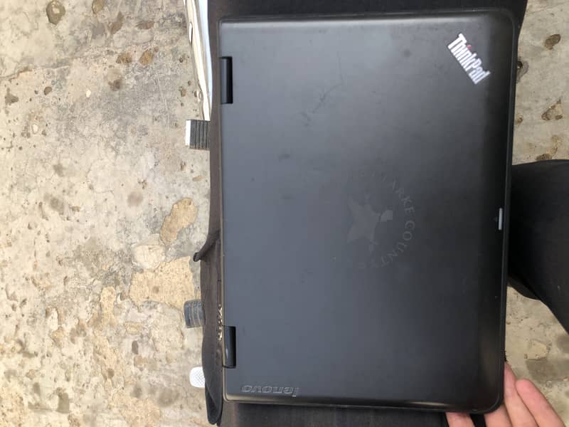 Lenovo Yoga 11e Chromebook Touch 360 Rotateable 7