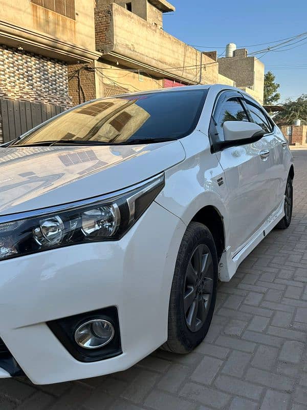 Toyota Corolla Altis 1.6 2015 6