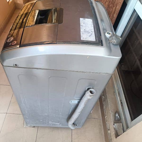 Fully automatic Used Washing machine in good condition 0