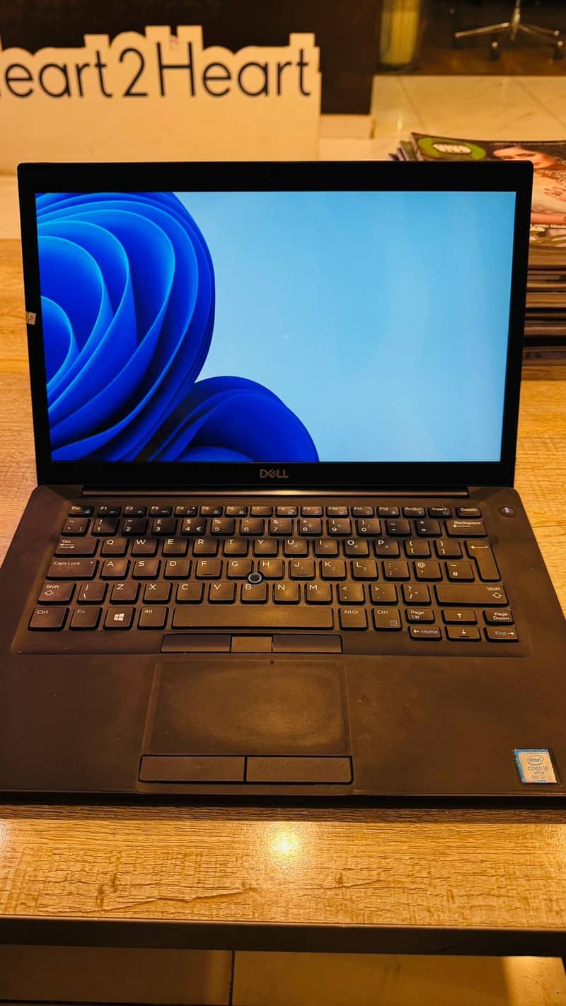 DELL Latitude 7490 0