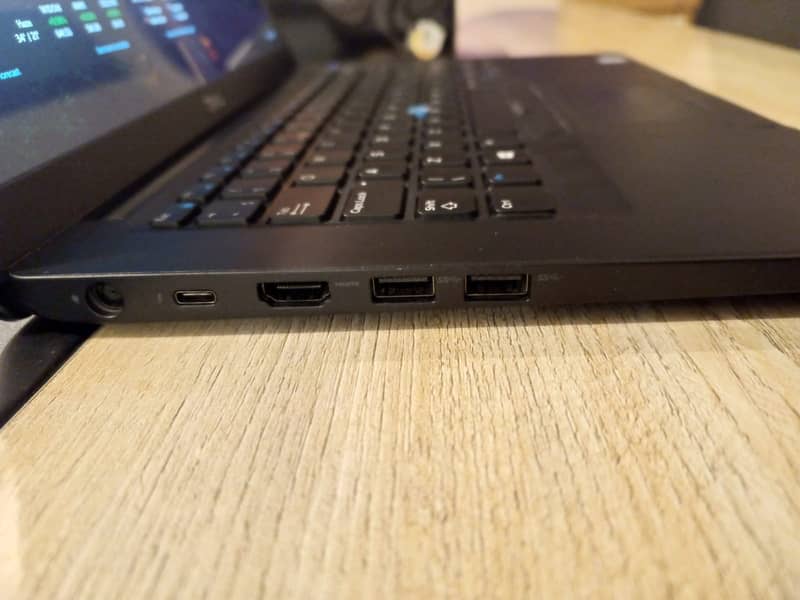 DELL Latitude 7490 5