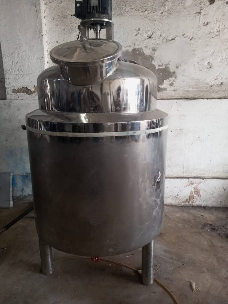 SS stainless steel /  liquid mixer tanks /  powder riban mixer. 4