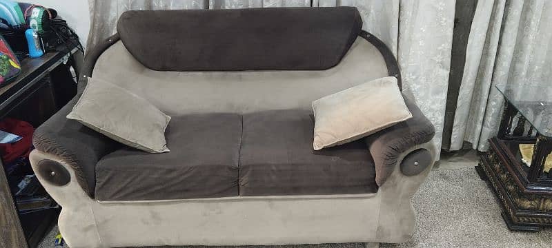 Sofa Set 3+2+1 Complete Like brand new 1