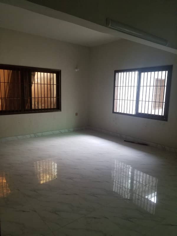 Lower Tiles flooring Office Space Available for Rent on Prime Location In Gulshan e Iqbal Vicinity. 15