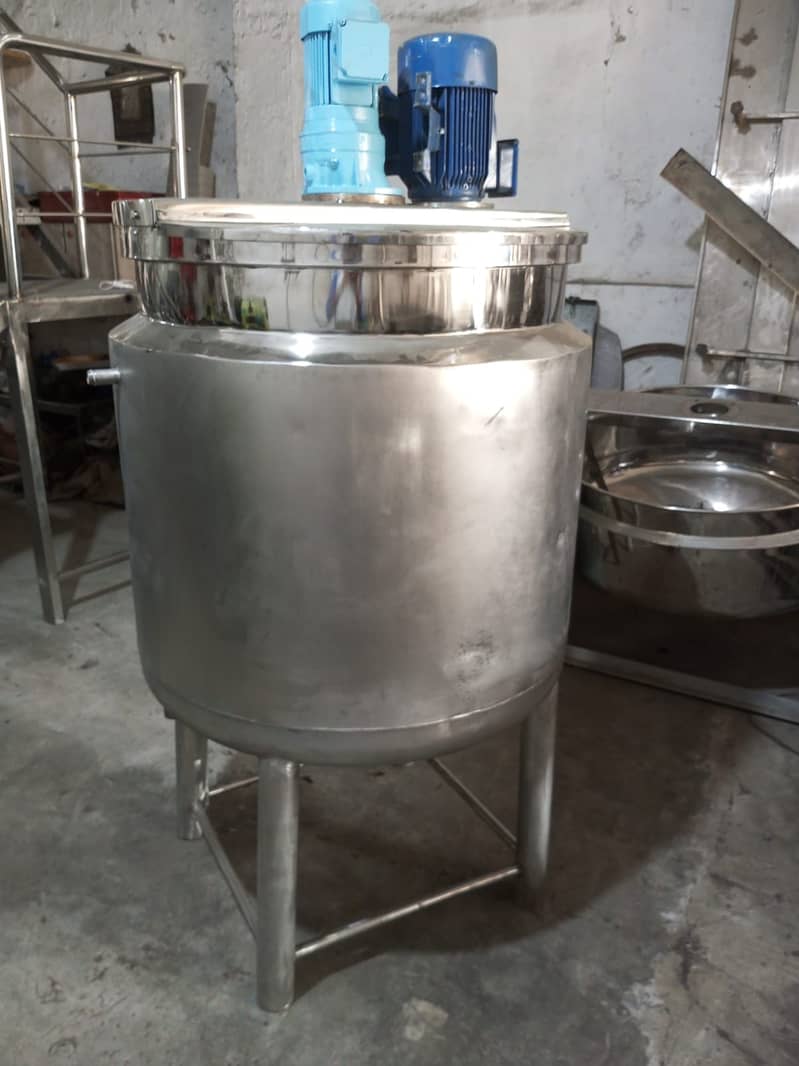 SS stainless steel / liquid mixer tanks / powder riban mixer. 8