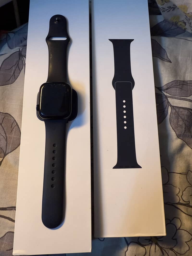 Apple Watch series 8 sports 0