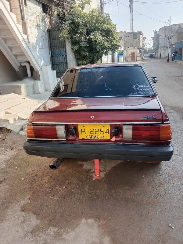 Nissan Sunny 1986 2