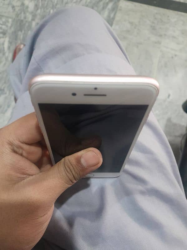 IPHONE 7 FOR SALE NON PTA 3