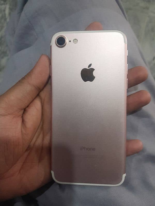 IPHONE 7 FOR SALE NON PTA 5