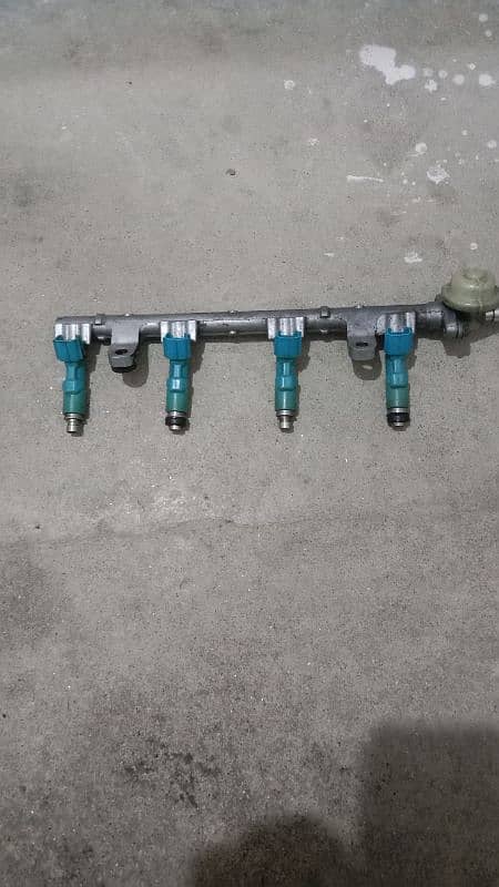 TOYOTA VITZ 1000cc FUEL INJECTORS 0