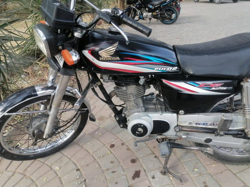 Honda CG 125 Blacke color 10/9.5 condition buye and drive 0