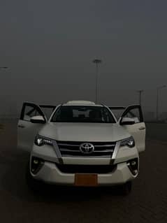 Toyota Fortuner V 2020