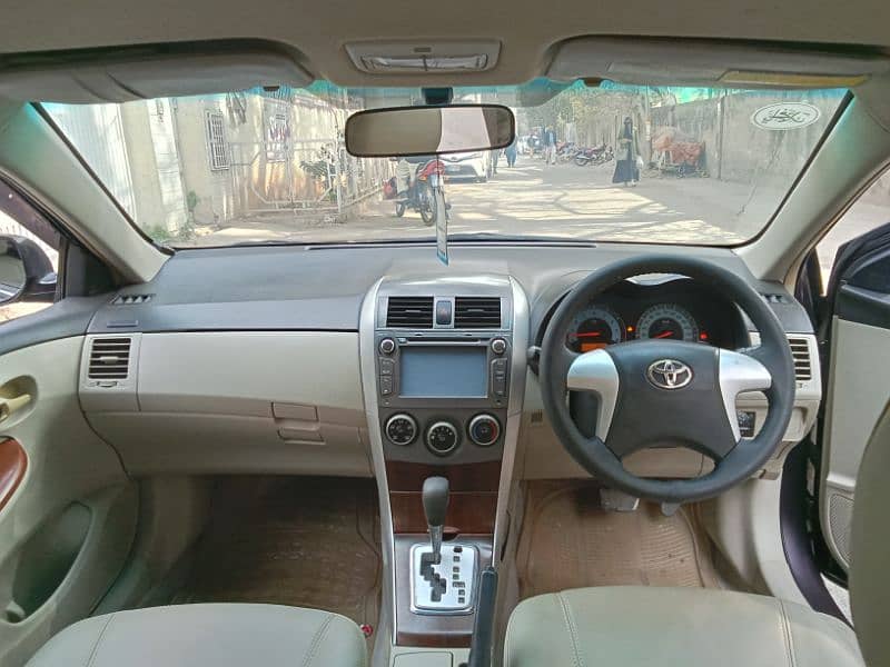 Toyota Corolla Altis 2012 16