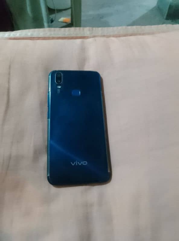 Vivo y11 3gb/32gb 3